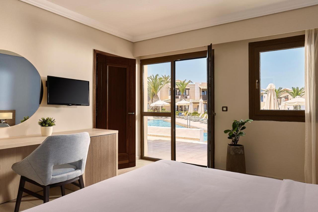 Knossos Royal Hotel แอร์ซอนิสซอส ภายนอก รูปภาพ