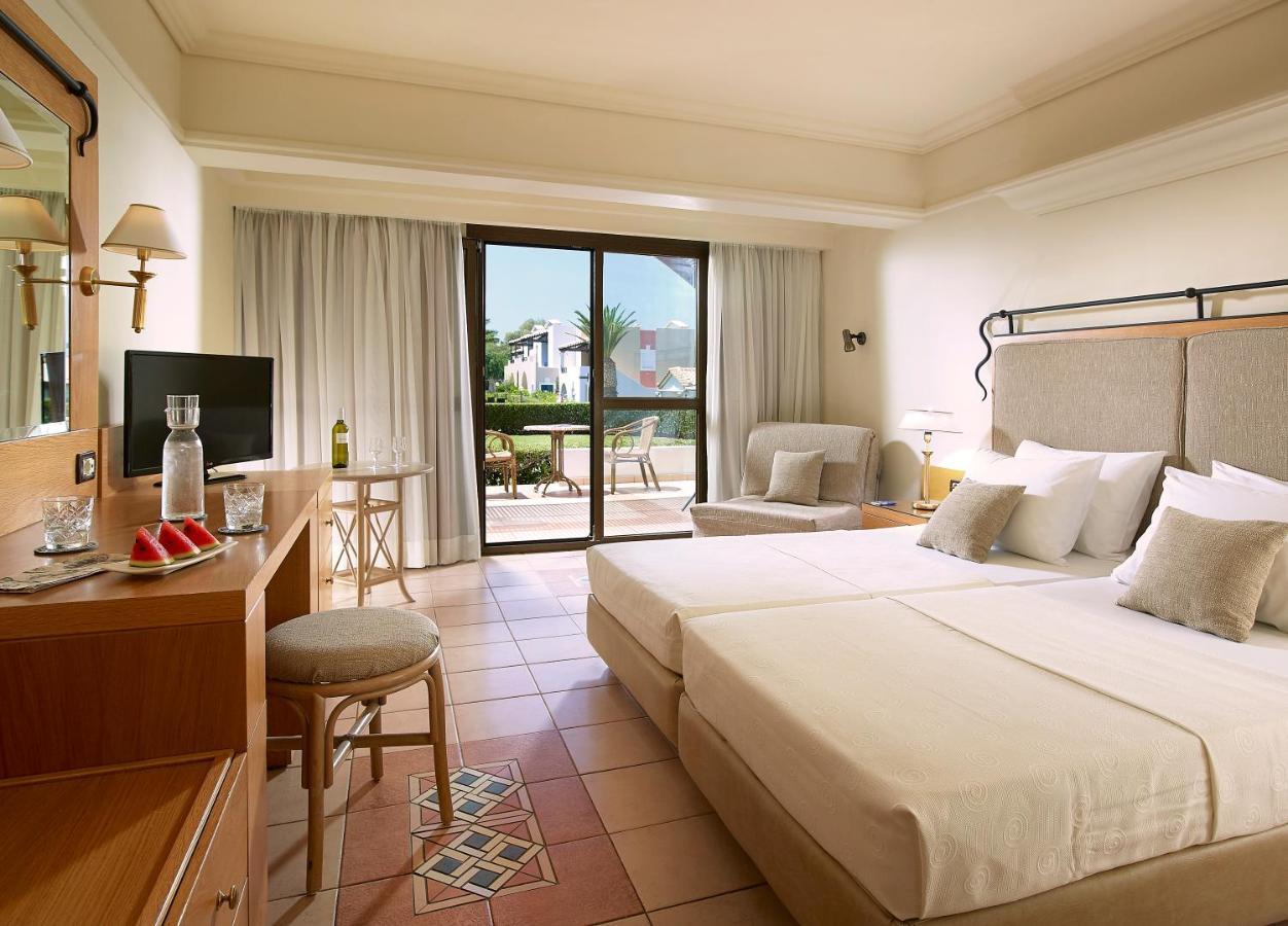 Knossos Royal Hotel แอร์ซอนิสซอส ภายนอก รูปภาพ