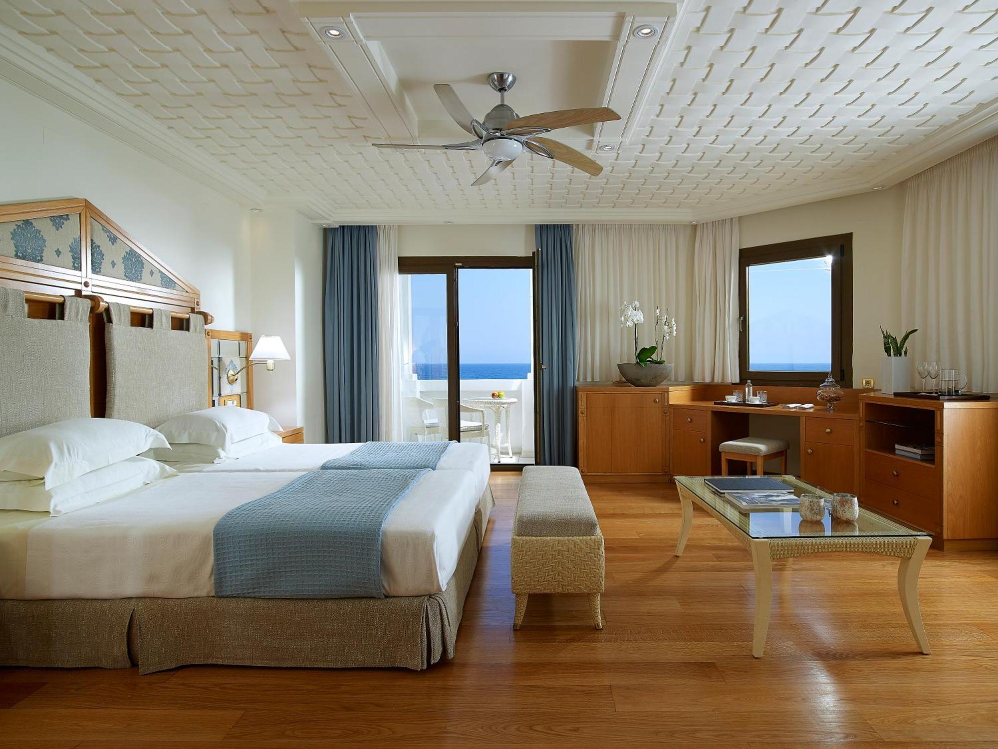 Knossos Royal Hotel แอร์ซอนิสซอส ภายนอก รูปภาพ