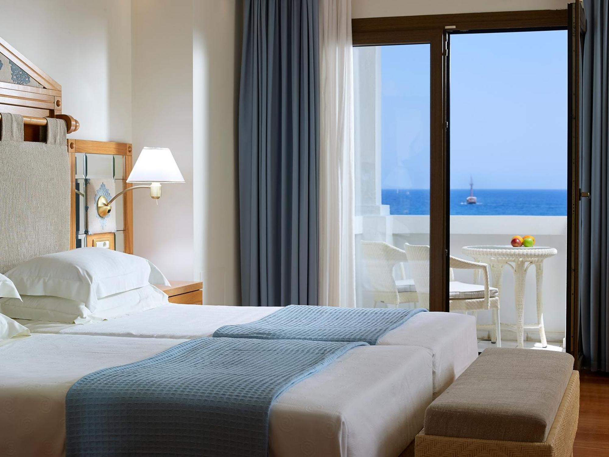 Knossos Royal Hotel แอร์ซอนิสซอส ภายนอก รูปภาพ
